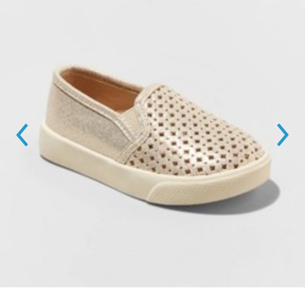 Toddler girls live is slip on gold sneakers NWT - Picture 2 of 8